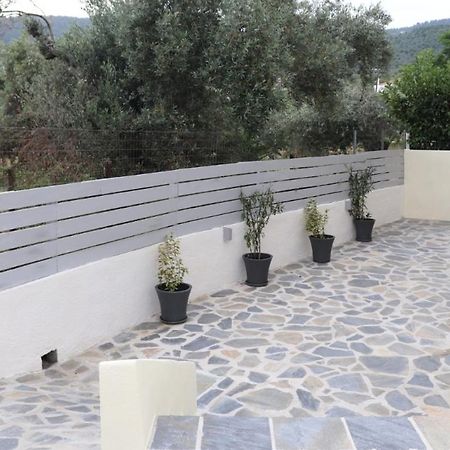 Fiosal Apartments 2 Skiathos Town Ngoại thất bức ảnh
