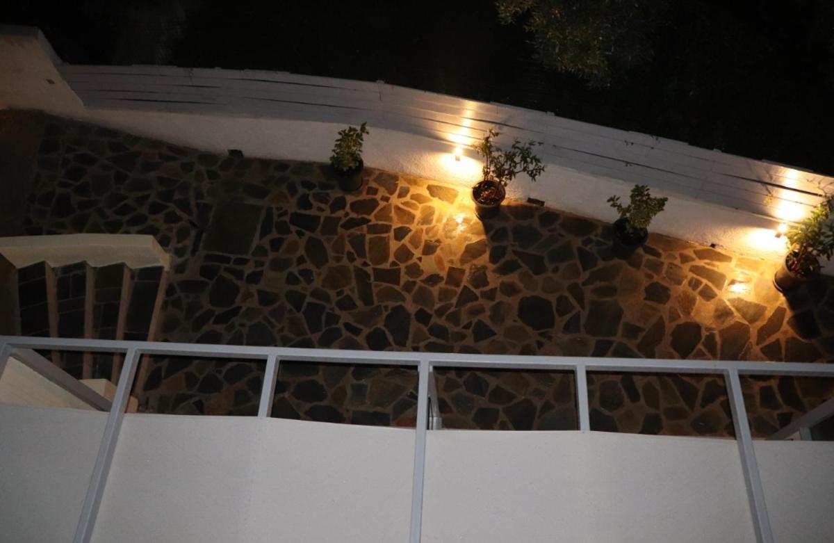 Fiosal Apartments 2 Skiathos Town Ngoại thất bức ảnh